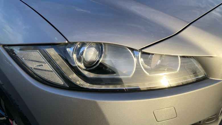 Jaguar F-Pace 2.0 [250] Chequered Flag 5dr Auto AWD Petrol Estate